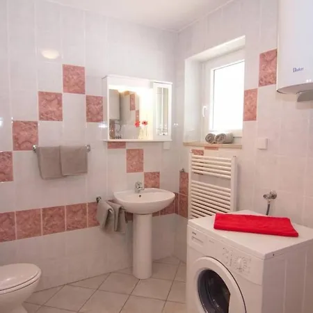 Carmel Apartmán